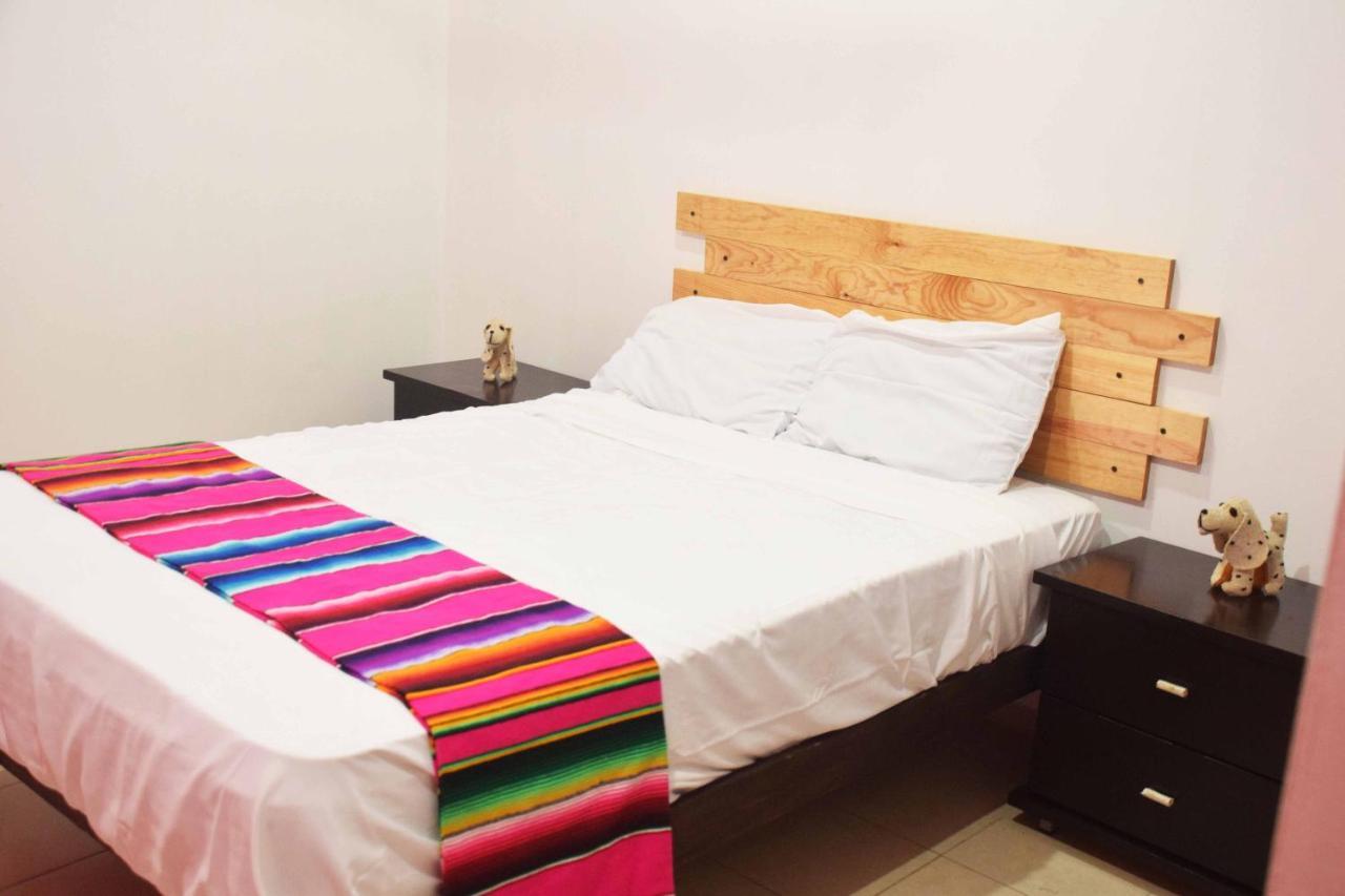 Hostal Casa Bohemia メリダ エクステリア 写真